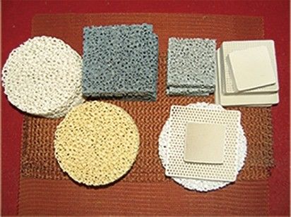 Grote ijzer gietsterkte Keramische schuimfilter voor koolstof silicium en honingraat